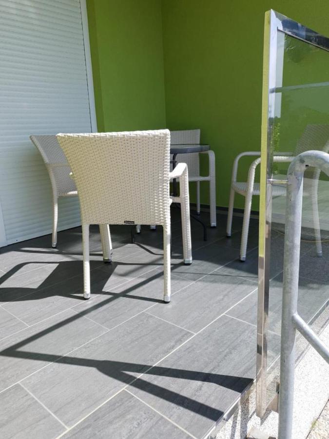 Apartmani Matko Nin Exterior photo
